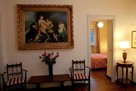Quando si parla di arredamento low cost si pensa subito al riciclo. Arredamento Del Bed And Breakfast Wilson Roma Cassia Picture Of Villa Wilson Rome Tripadvisor