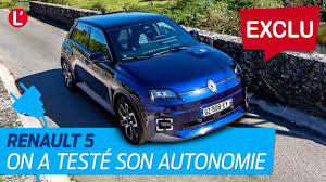 Image result for Bleu Electrique 1995 Renault