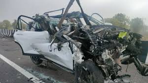 अलवरः दिल्ली-मुंबई एक्सप्रेस वे पर ...