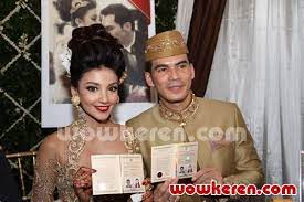 Tsania marwa resmi menikah dengan attalarik syach pada 10 februari 2012. Foto Akad Nikah Atalarik Syah Dan Tsania Marwa Foto 2 Dari 10