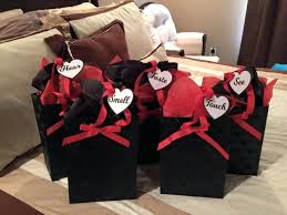 5 Senses Gift What Are Gifts Ideas For Him Sight Surprise Gifts For Him Diy Gifts For Him Romantic Gifts For Him
