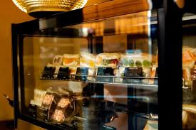 Viking bakeryは考えます。 毎日の食卓にある食パン。 身近なものだからこそお気に入りを見つけて欲しい。 そんな想いで、わたしたちは毎日パンを作り続けています。 Viking Bakery 0 ä¸Šé€šåº— ãƒã‚¤ã‚­ãƒ³ã‚°ãƒ™ãƒ¼ã‚«ãƒªãƒ¼ã‚¼ãƒ­ ä¸Šé€šåº— Facebook