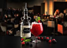 As befits a spiced rum, the kraken has a wonderfully stimulating spicy aroma and taste. Summer Berry Cocktail Recipe How To Make It With Kraken Rum Huffpost Uk