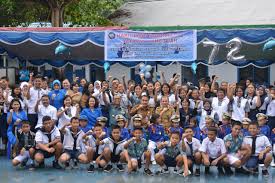 Yayasan hang tuah cabang surabaya : Danlantamal Viii Ajak Siswa Siswi Tk Dan Smp Hangtuah Manado Makan Ikan Koarmada Ii Tni Al