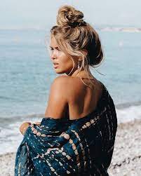 55 Impressive Top Knot Hairstyles Of 2018 Hair Styles Summer Hairstyles Beach Hair