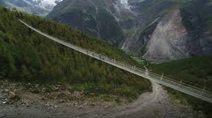 En revanche, établir un classement des ponts les plus hauts du monde est un peu plus objectif. Suisse Le Plus Long Pont Suspendu Au Monde Youtube