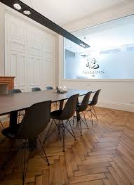 Amenagement Office Notariale Bureaux Moderne Reunion Blanc Noir Parquet Ba Decoration De Bureau D Entreprise Bureau Moderne Deco Bureau Professionnel