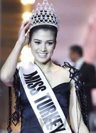 İşte türkiye'nin 1929 ile 2008 arasındaki güzelleri. Simay Rasimoglu Miss Turkey Secildi Gecmisten Bugune Turkiye Guzelleri Magazin Haberleri Ntv