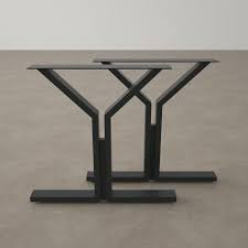 Gambe Da Tavolo Da Pranzo In Metallo Gambe Tavolo Etsy In 2020 Metal Dining Table Modern Table Modern Table Base
