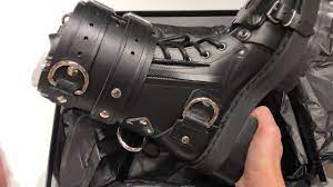 VETEMENTS Bondage buckled leather boots Unboxing - YouTube