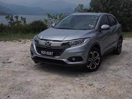 I have only bought a new car once before, and despise. Honda Hr V Hybrid Refined Drive And Impressive Fuel Sipper Carsifu