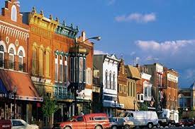 Oak hills cir, pella, ia 50219. Downtown Pella Ia Architecture And People That Are Special Downtowndifferent Com