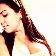 Karla Ferrer 👑 (@karla_ferrer)