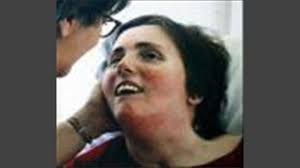 Musela Terri Schiavo zemřít?