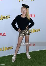 Your email address will not be published. Jojo Siwa Arrives For The Premiere Of Fuller House In Los Angeles Jojo Siwa Outfits Jojo Jojo Siwa