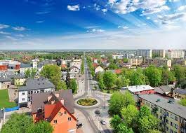 Pytanie obraźliwe dla ludzi z wioseczek okolicznych, dla których koszmarne koszary dolnośląskiego, przytorza, binkowa, to miastowy komfort. Belchatow 6 Miast W Lodzkim O Ktorych Prawdopodobnie Nie Slyszales Wp Turystyka