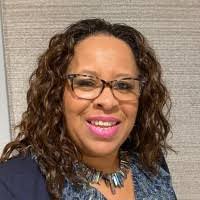 Yvette Owen's Instagram, Twitter & Facebook