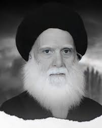 مسألة ٢٥١): ذكرتم في منهج الصالحين مسألة (٨١٤) ((الأحوط ترك قراءة المعوذتين  في الصلاة)) فما هو السبب في الاحتياط بترك قراءتهما وهل هو استحبابي أم وجوبي  ؟ وفي كلا الصلاتين الواجبة والمستحبة؟