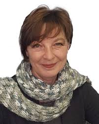 Agent profile for Rochelle Starck Team Janine Barry & Co