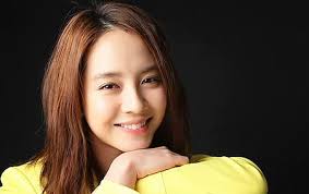She first made her acting debut in wishing stairs (2003), one of the films in the whispering corridors film series. Who Is Song Ji Hyo Dating Song Ji Hyo Boyfriend Husband