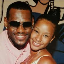 Happy Anniversary to Lebron & Savannah James 💍💘