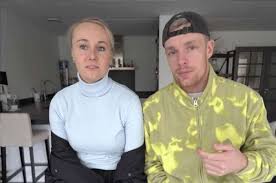 Jun 23, 2021 · heeft hij al een vriendin? Nieuwe Vriendin Van Enzo Knol Verbluft Heel Nederland Met Strak Figuur Dagelijks Nederland