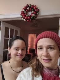 From my house 🏡 to yours, to all my 👪 family and friends, I wish you a  Merry Christmas & a Happy New Year 2025! 🎈