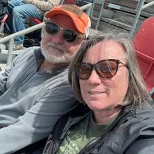 How to use multiple Disney gift cards to purchase tickets?