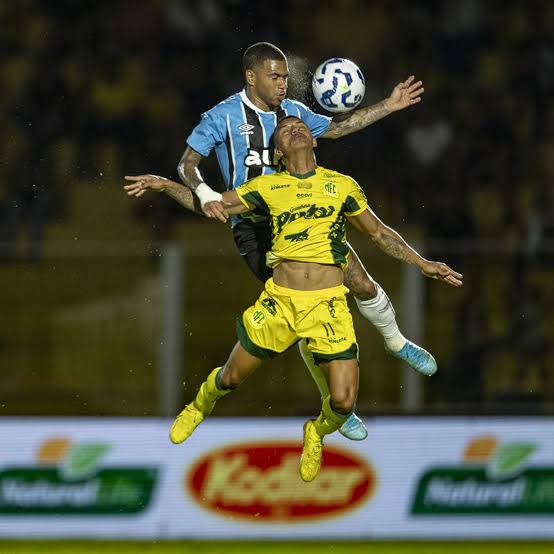T&eacute;cnico do Gr&ecirc;mio &eacute; demitido ap&oacute;s 4 x 1 para o Mirassol. Veja os gols