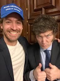 Devon Morris's Instagram, Twitter & Facebook