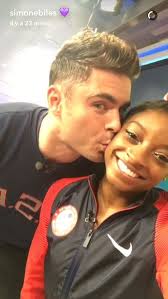 Lesley Yates (yatelesl)