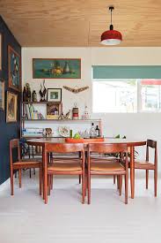 Des motifs et des effets pour tous les goûts et toutes les pièces. Maison Retro En Australie Blog Deco Clem Around The Corner Salle A Manger Retro Maison Retro Decoration Interieure Vintage