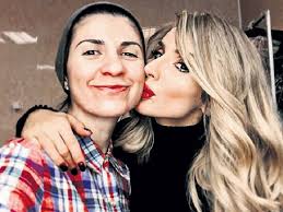 Нателла крапивина заявила, что больше не продюсирует лободу. Qegxfzzgaqnglm