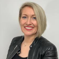 Amanda C. Watts (@TheAmandaCWatts) • Facebook