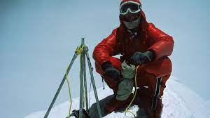 For a look into the future of climbing on mount everest, i spoke with reinhold messner, the legendary climber and one of the world's foremost experts in climbing without supplementary oxygen. Reinhold Messner Erklart Warum Es Ihm Heute Peinlich Ware Den Mount Everest Zu Besteigen Stern De