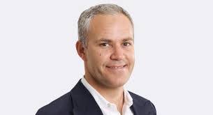 Dom Jones's Instagram, Twitter & Facebook