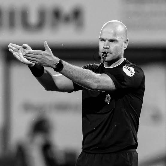 Scheidsrechter Rob Dieperink (38) overleden, 'betrokkenheid van andere  personen uitgesloten' | Sport | BD.nl