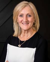 Debbie Perry, CENTURY 21 Real Estate Agent in Grand Blanc, MI