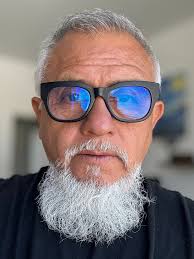 Tony Ross Scholarship