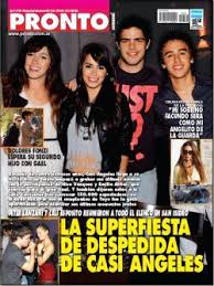 ¿cómo estas viviendo este año ? Stefano Di Gregorio Candela Vetrano Lali Esposito Peter Lanzani Peter Lanzani And Mariana Esposito Pronto Magazine 22 September 2010 Cover Photo Argentina