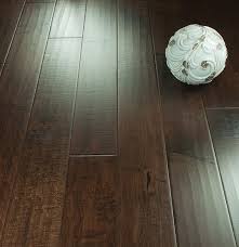 From picturesque lakes to natural areas, everything about the town is beautiful. Lakeside Floors Lakesidefloors Profile Pinterest