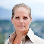 Lauren Pelland's Instagram, Twitter & Facebook