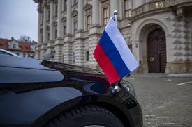 Gün arasında kusursuz bir şekilde simetrik olabilir. Czech Govt Expels 18 Russian Diplomats Over 2014 Blast 9jaheadies