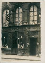 La Plus Vieille Pharmacie De Paris Paris Photo Paris Pharmacie