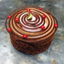 108 Mentions J Aime 7 Commentaires Germain Herviault Germain Lemeilleurpatissierpro Sur Instagram Premier Essai De Desserts Dessert Decoration Pastry