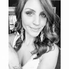 Jen Hensley (@JenHensley9)