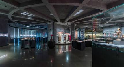 Sleek contemporary curation at Gyan Museum, AI generated