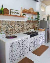 Dapur didesain sedemikian rupa indahnya dengan kitchen set dan dilengkapi berbagai kitchen dapur basah ini lebih banyak digunakan untuk menghangatkan makanan sebelum disajikan atau istilah pantry sendiri berasal dari bahasa inggris yang berarti 'kamar kecil untuk menyimpan barang. 12 Desain Dapur Kecil Yang Hemat Bujet Dan Nggak Makan Tempat Cocok Untuk Rumah Kpr Mungilmu