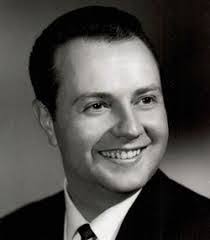 Lee Steed's Instagram, Twitter & Facebook