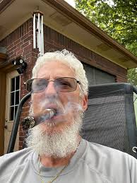 A lil sumtin mail call…#FridayNightfootball…might have to light up Pepin  Blue for Victory Cigar, 🤞 for my Los Angeles Chargers win  #BoltUp⚡️💨🥰👏😊…*updated** …Victory Cigar for Chargers win! 🥳😁🥰
